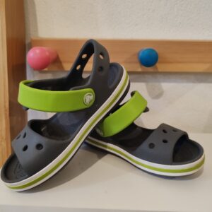 Crocks, detské sandále, 16 cm, chlapčenské, farebné, pohodlné, suchý zips, letné obutie