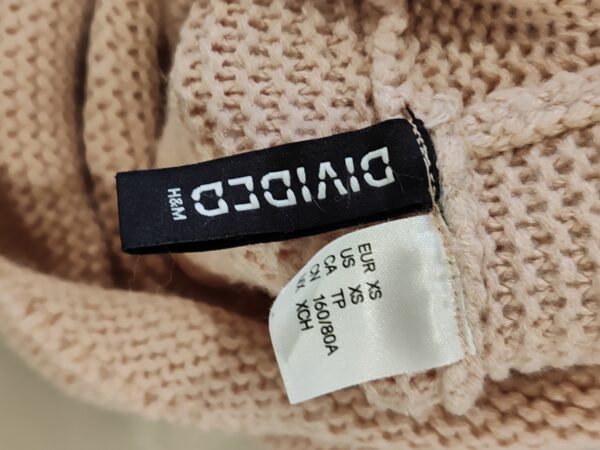 reusecentrum, baterkaren, H&M Divided, krémový sveter, XS, rolákový strih, ležerný, pohodlný, bežné dni, jeseň, zima