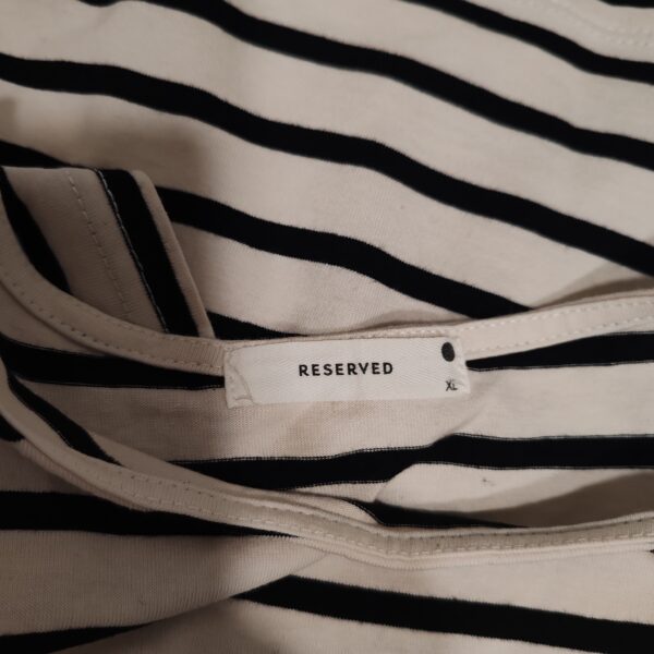 reusecentrum, baterkaren, reserved, tricko, top, pasiky, volanoverukavy, damsky, xl, vychadzkove, pohodlne, stylove
