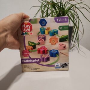 Playtive, drevená hračka, navliekanie, motorika, Montessori, detská hračka, jemná motorika, učenie hrou, baterkaren, reusecentrum