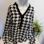 bodyflirt, dámska košeľa, bez goliera, bielo-červená košeľa, veľkosť 42, vychádzková košeľa, voľnočasový štýl, casual outfit, pohodlné oblečenie, reusecentrum, baterkaren