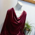 bodyflirt, dámsky top, vínová farba, semišový vzhľad, vlna vo výstrihu, veľkosť 42, dlhý rukáv, elegantný top, pohodlný top, jesenný outfit, reusecentrum, baterkaren