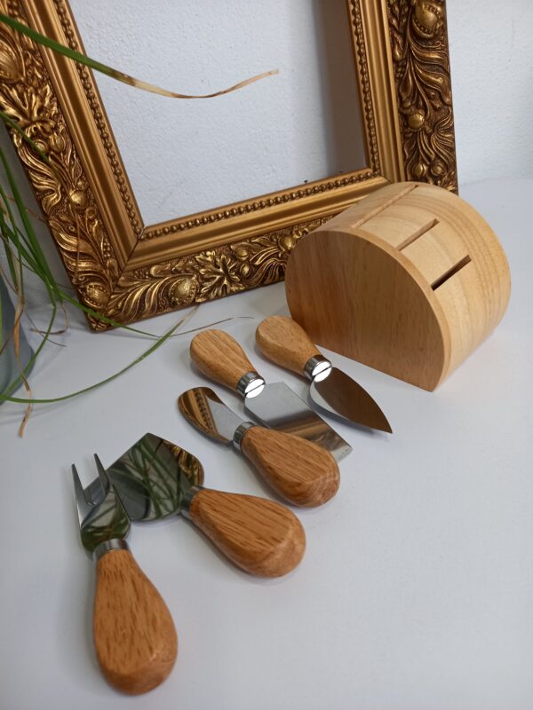 sada nožov, nože na syr, darčekové balenie, elegantná sada, kuchynské doplnky, servírovanie syra, darček do domácnosti, pôvodné balenie, reusecentrum, baterkaren