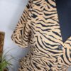 H&M, dámska blúzka, 90s štýl, tigrovaný vzor, veľkosť 36, módna blúzka, top pre dámy, retro štýl, štýlový outfit, reusecentrum, baterkaren