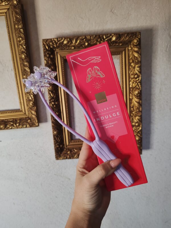 reusecentrum, baterkaren, avon, wellbeing, masazna pomocka, relax, selfcare, darcek, pink