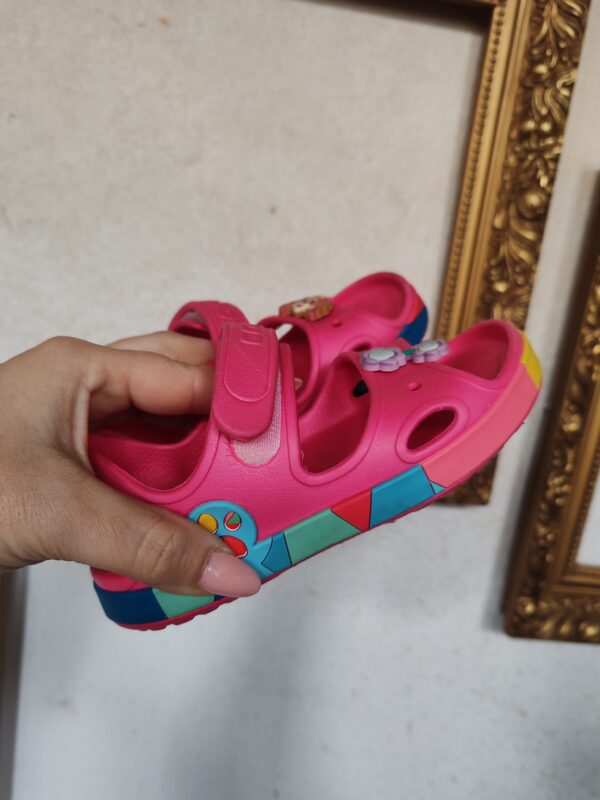 reusecentrum, baterkaren, sandale, detske_topanky, ruzove, velkost_26_27, leto, pohodlne, detska_moda, secondhand