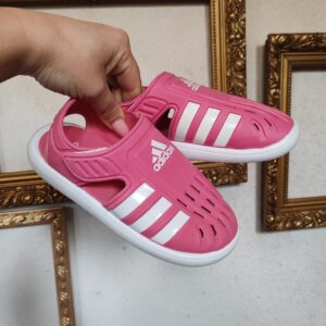 reusecentrum, baterkaren, adidas, sandale, detske_topanky, ruzove, leto, pohodlne, velkost32, secondhand