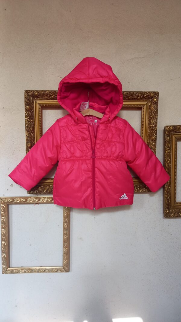 reusecentrum, baterkaren, detska bunda, adidas, velkost 80, 9-12 mesiacov, dievcenska bunda, zimna bunda, secondhand detske oblecenie